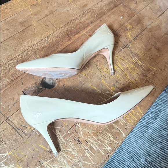 Gianvito Rossi Ivory Patent Heels